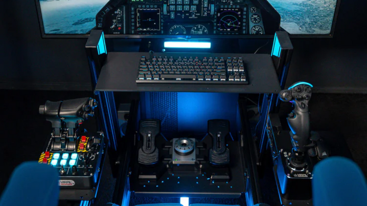 REPÜLŐGÉP SZIMULÁTOR